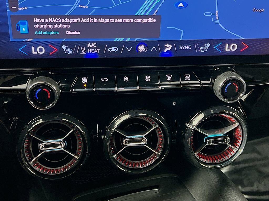 Used 2024 Chevrolet Blazer EV RS AWD/4WD image 16