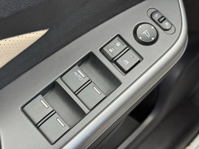 Used 2015 Honda CR-V EX-L image 18