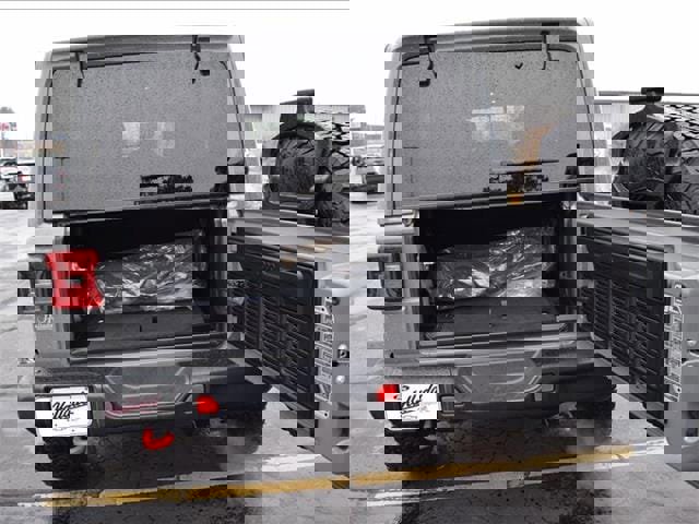 Used 2023 Jeep Wrangler Unlimited Rubicon w/ Steel Bumper Group image 38