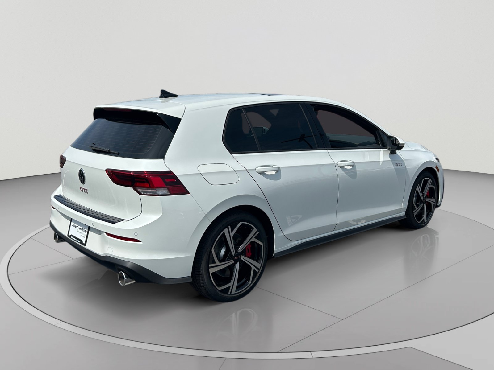New 2026 Volkswagen Golf SE FWD image 5