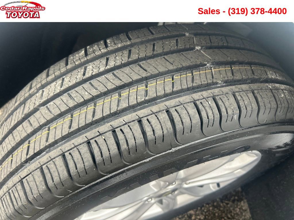 Used 2021 Chevrolet Equinox LT image 23