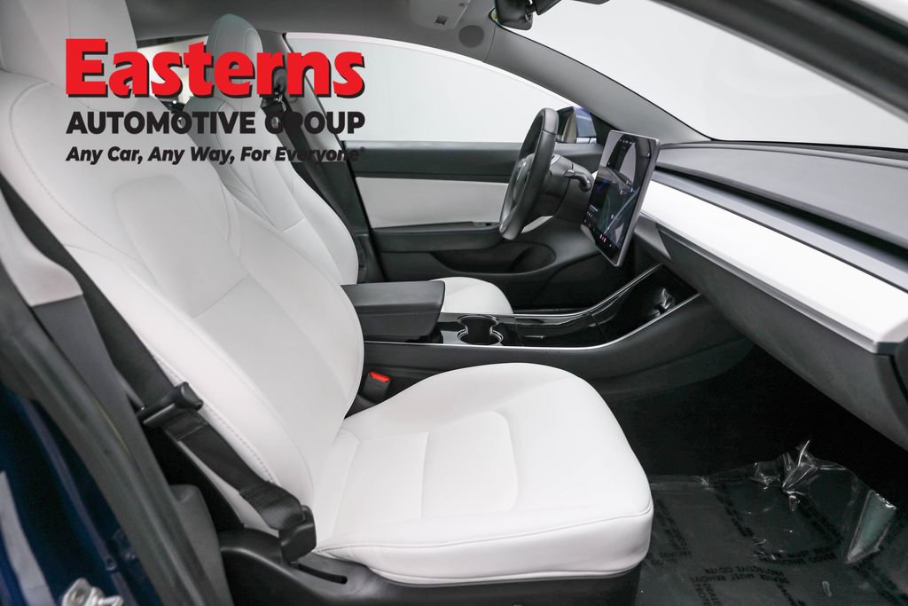 Used 2020 Tesla Model 3 Standard Range Plus image 21