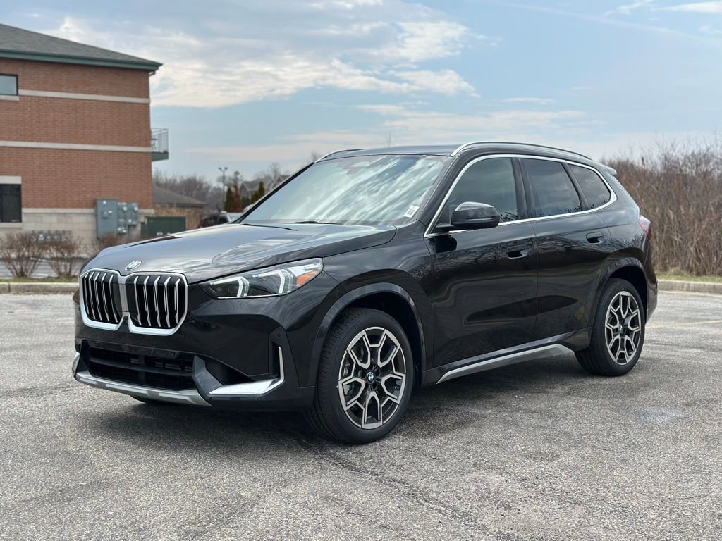 New 2026 BMW X1 xDrive28i w/ Technology Package image 3