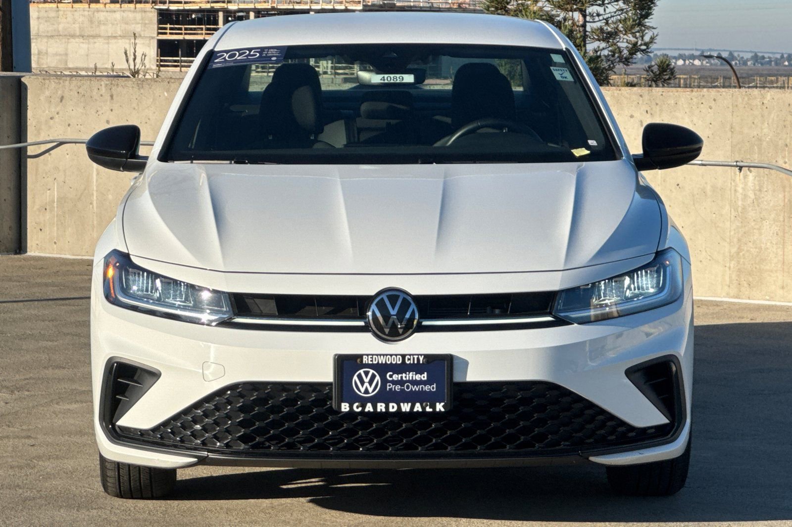 Certified 2025 Volkswagen Jetta Sport image 9