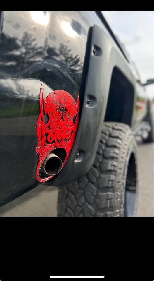 Used 2018 Chevrolet Silverado 1500 LT w/ All Star Edition image 8