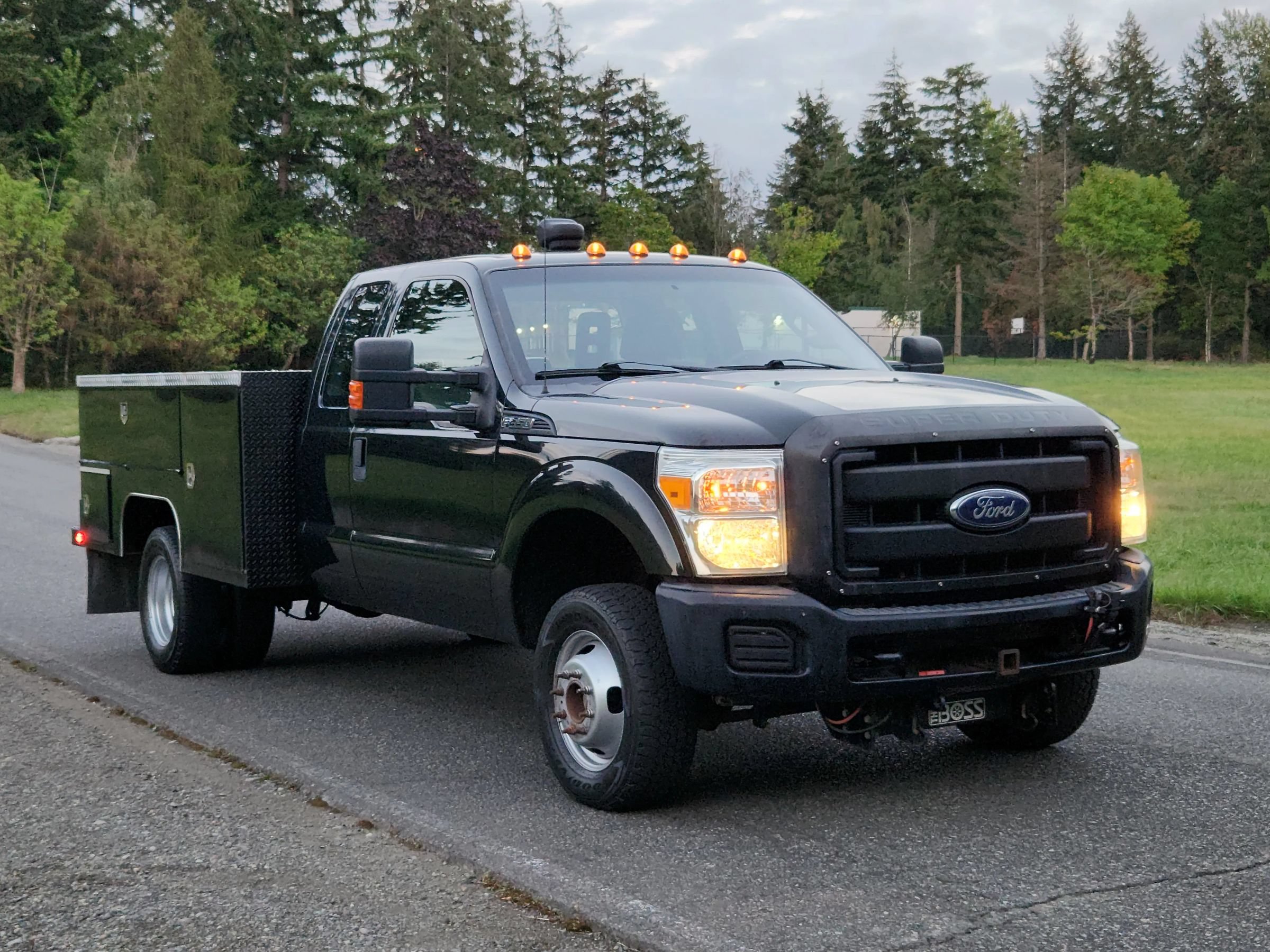 Used 2015 Ford F350 XL w/ Power Equipment Group AWD/4WD image 6