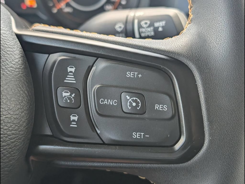 Used 2024 Jeep Gladiator Sport AWD/4WD image 18