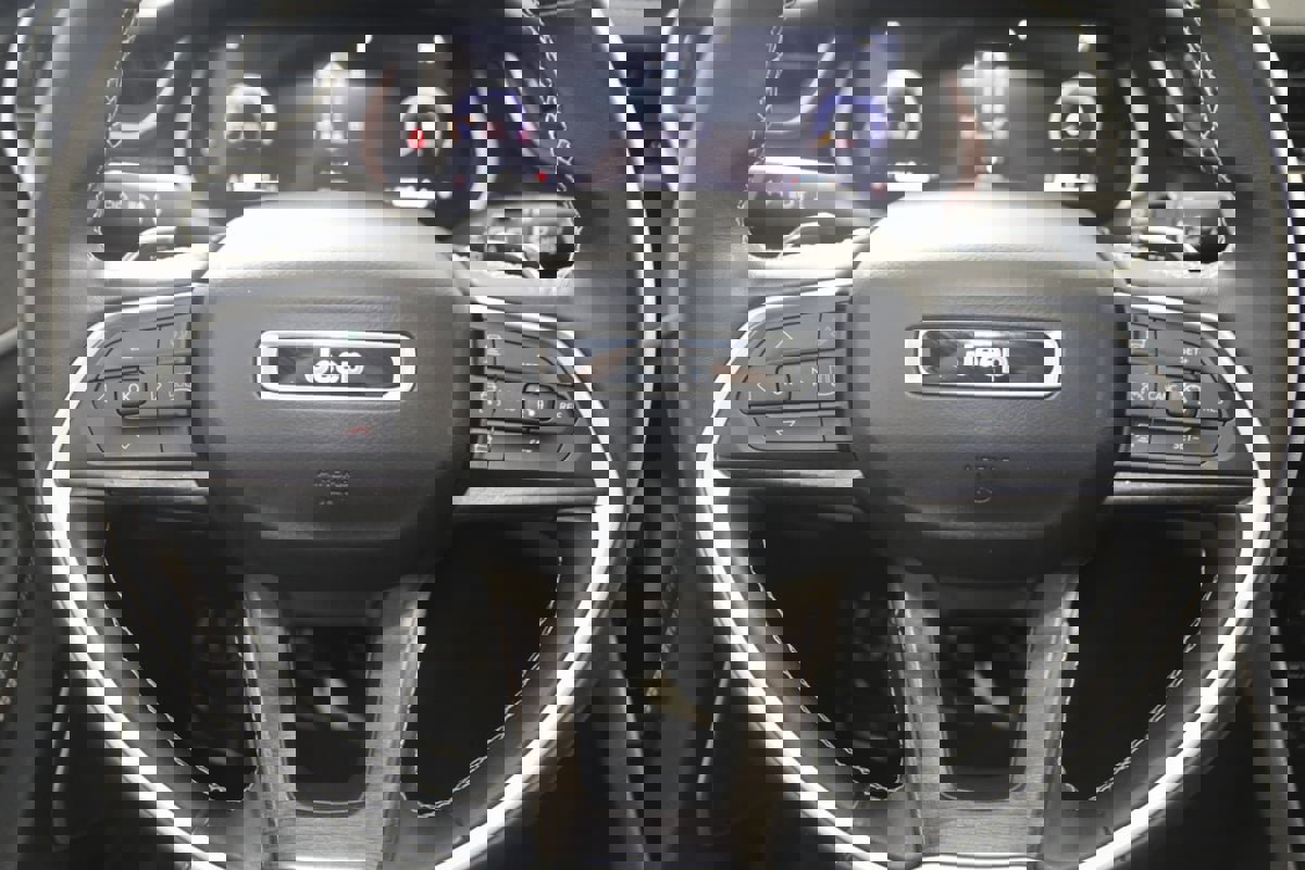 Used 2021 Jeep Grand Cherokee L Limited image 42