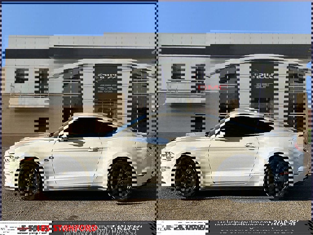 Used 2018 Ford Mustang GT Premium image 2