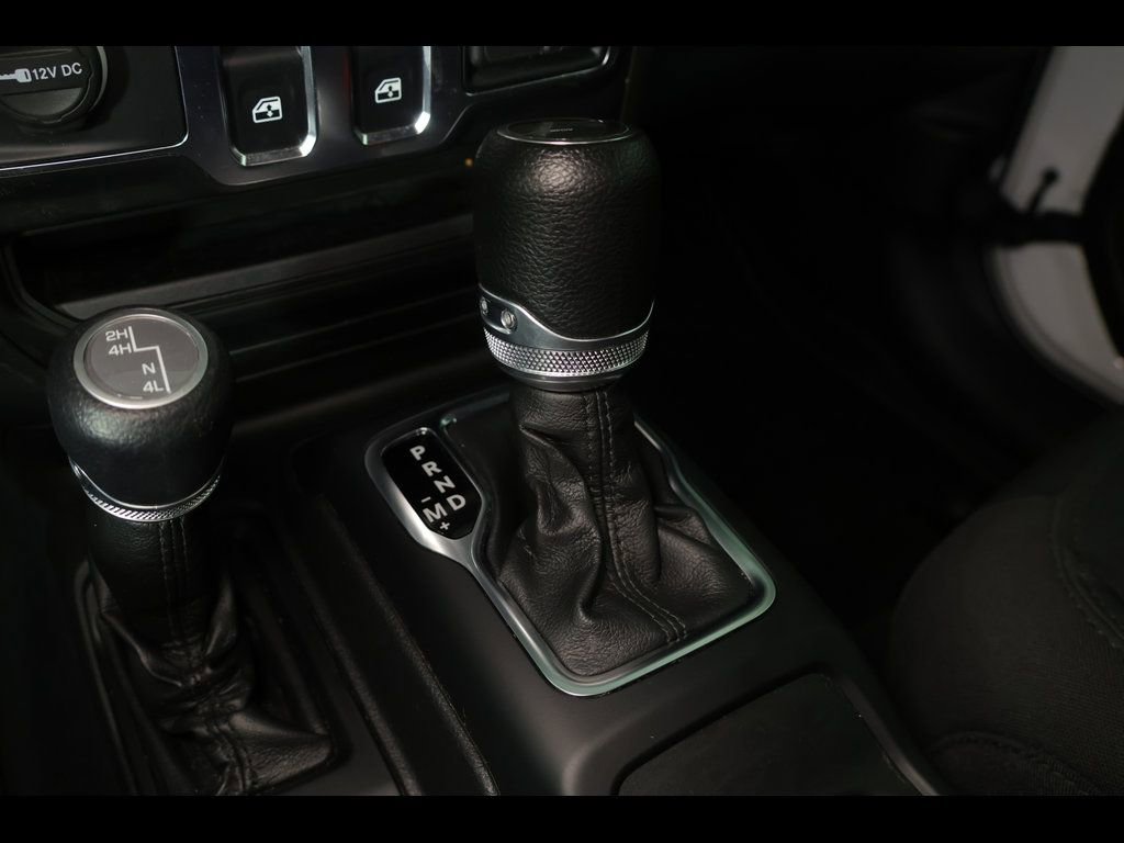 Used 2022 Jeep Wrangler Sport S image 23