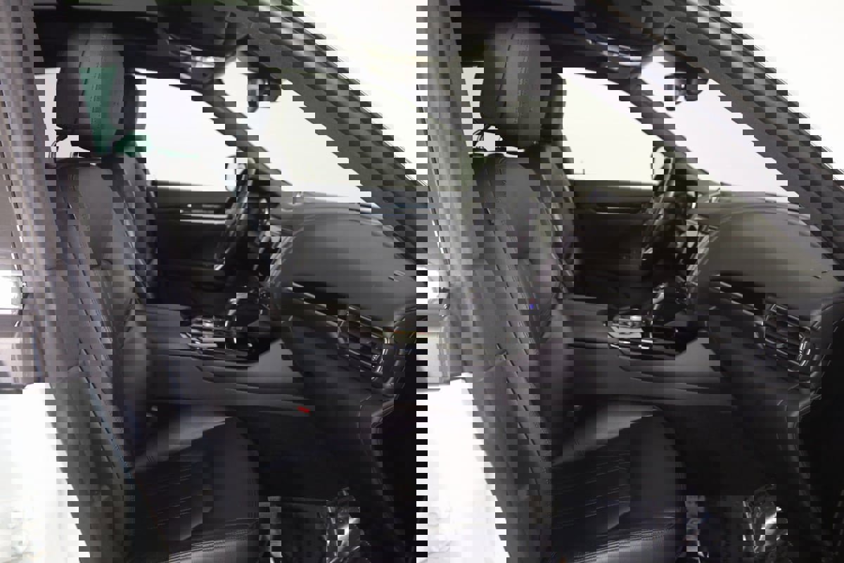 Used 2022 Maserati Levante Modena image 14