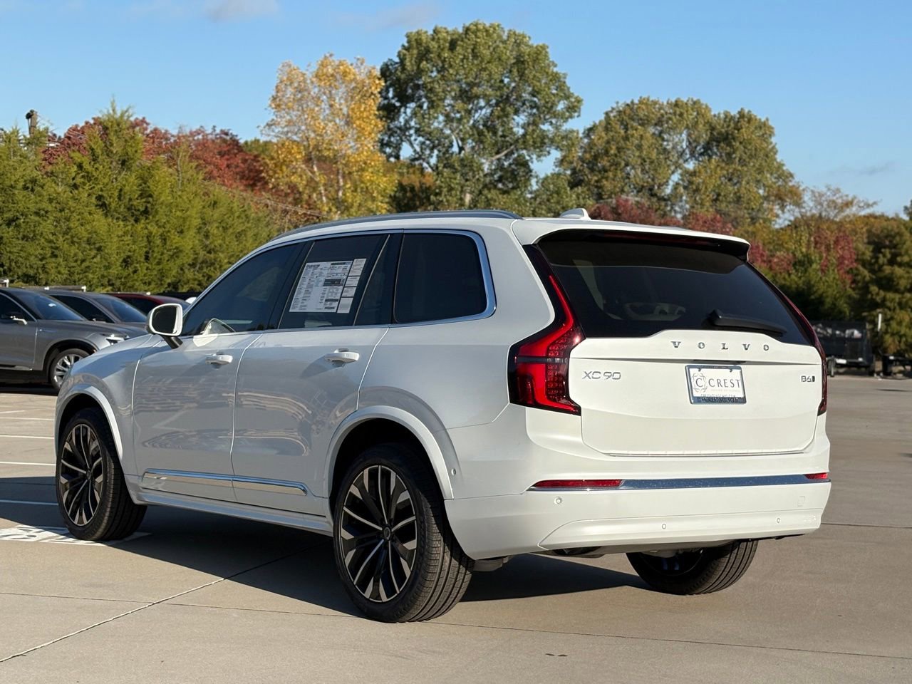 New 2026 Volvo XC90 B6 Ultra w/ Lounge Package AWD/4WD image 3