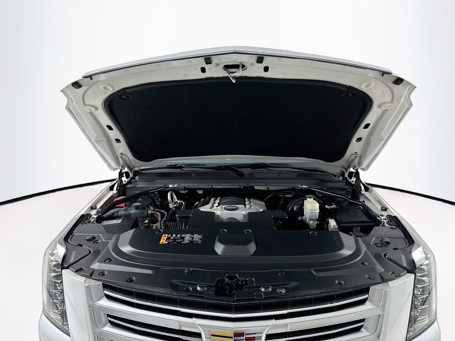 Used 2019 Cadillac Escalade ESV Platinum AWD/4WD image 35