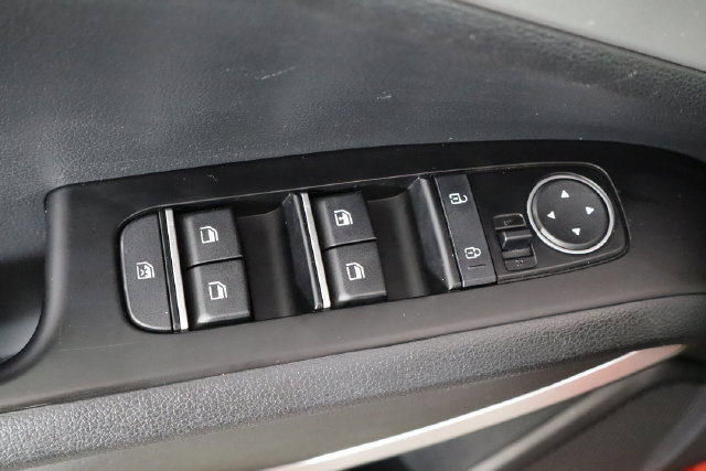Used 2024 Kia Soul LX w/ Option Group 015 FWD image 23