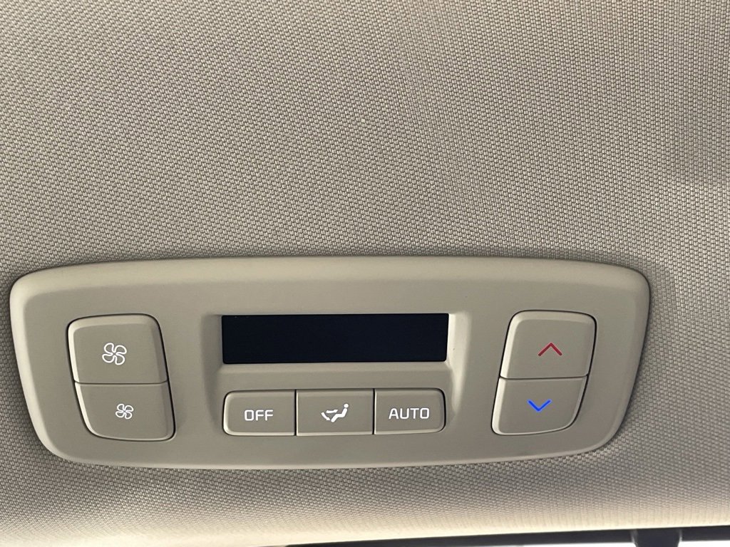 New 2026 Kia Carnival EX image 25