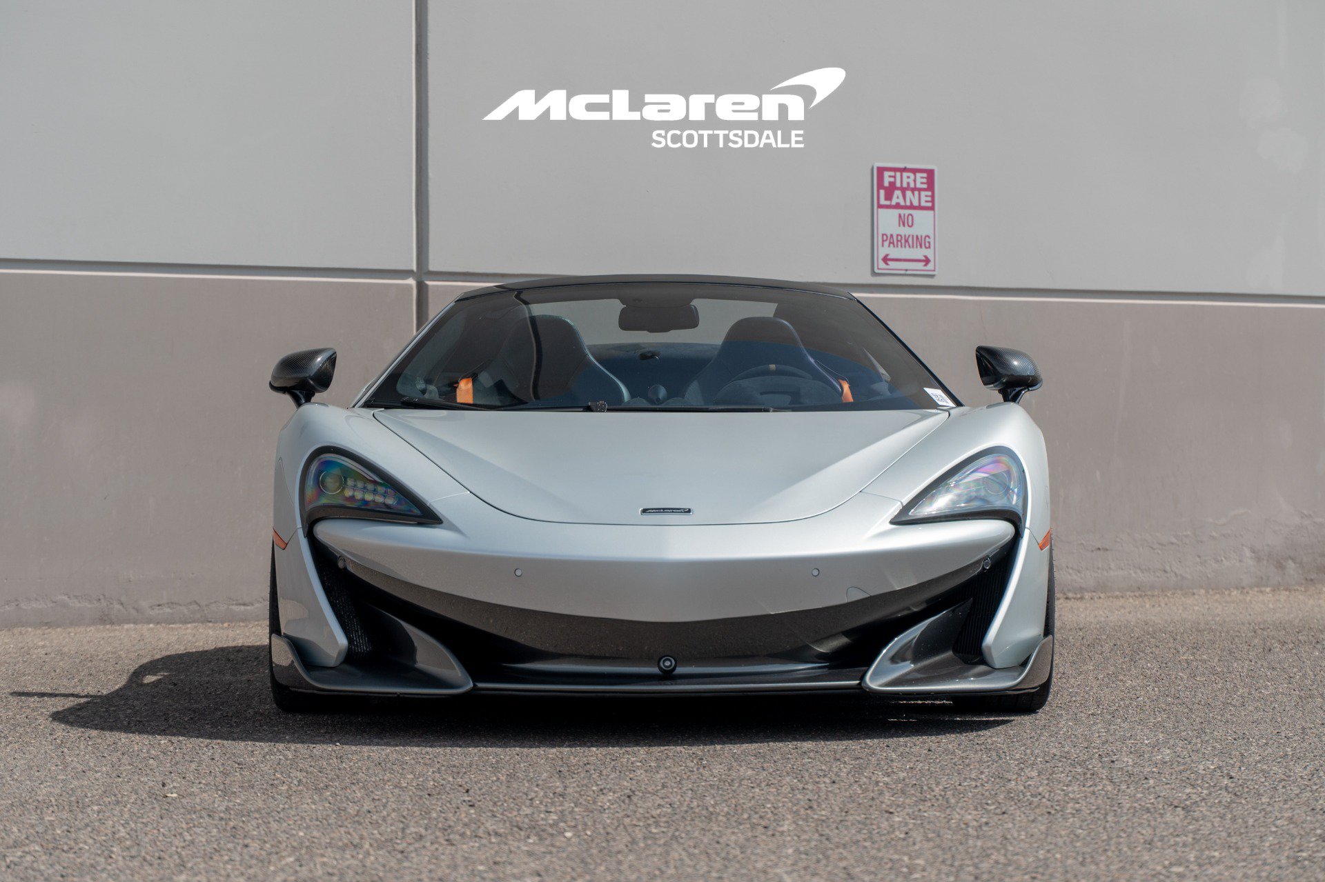 Used 2020 McLaren 600LT Spider RWD image 10
