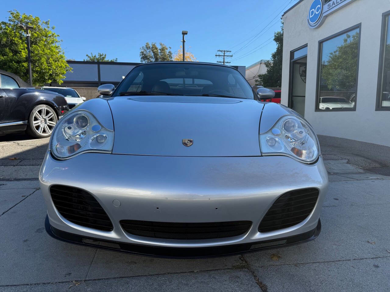 Used 2004 Porsche 911 Carrera 4S image 3