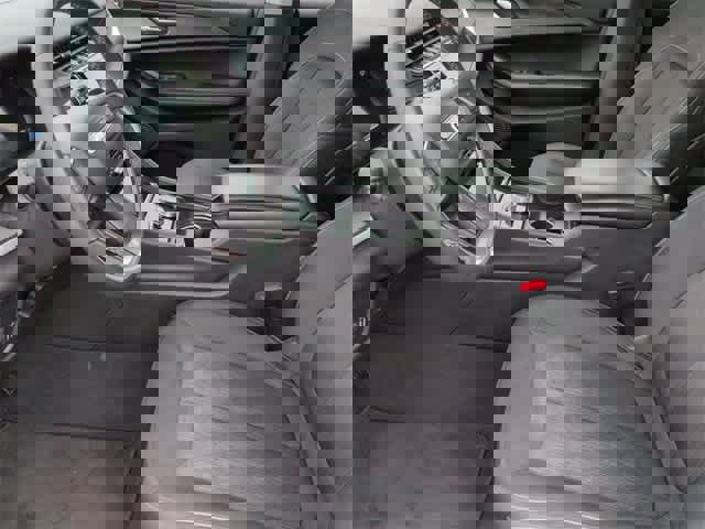 Used 2023 Jeep Grand Cherokee L Laredo image 16