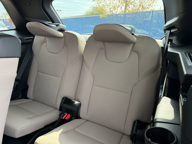 New 2026 Volvo XC90 B6 Plus w/ Protection Package Premier image 13