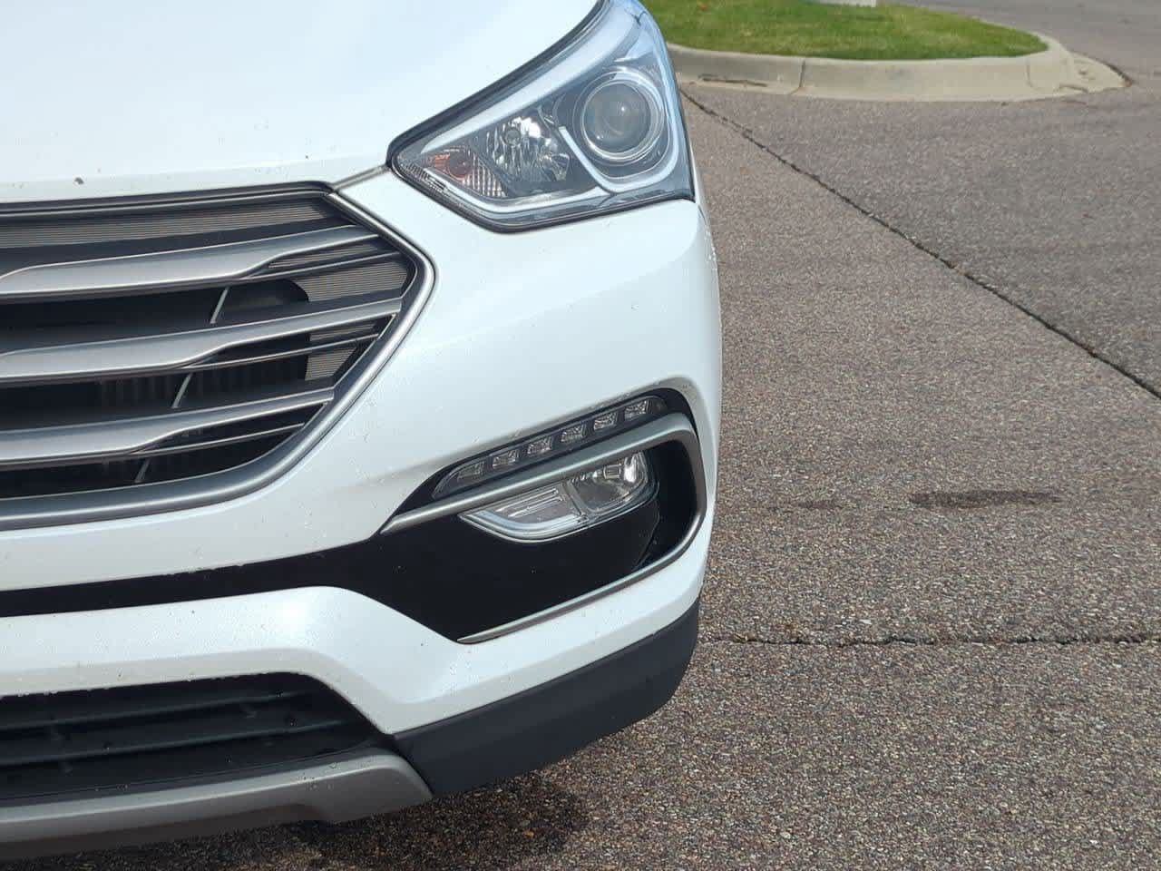 Used 2018 Hyundai Santa Fe Sport 2.0T AWD/4WD image 10