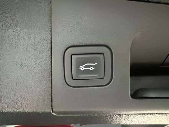 Used 2023 Cadillac XT5 Luxury FWD image 32