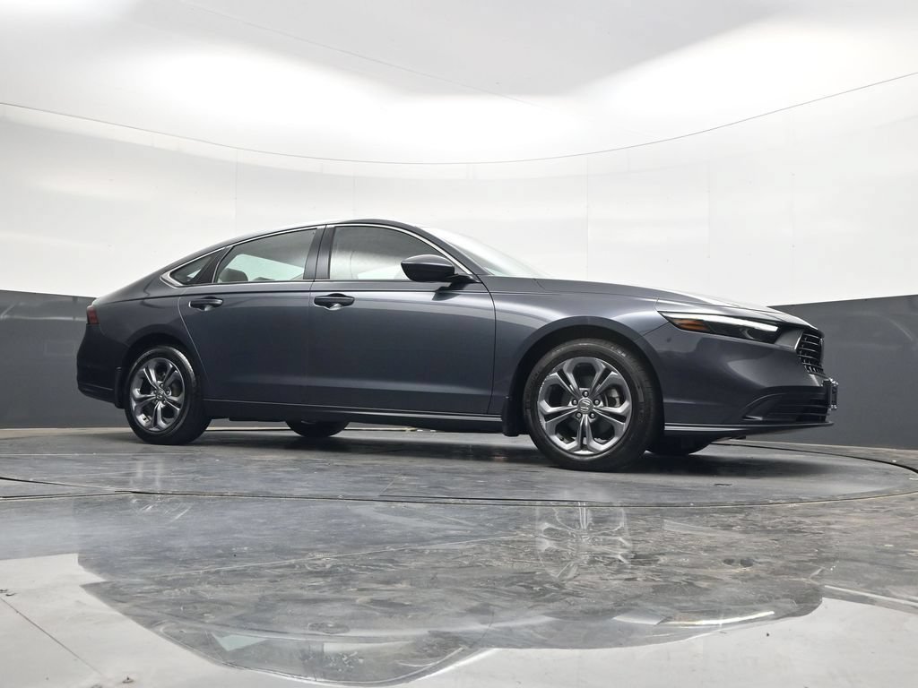 Used 2023 Honda Accord EX image 29