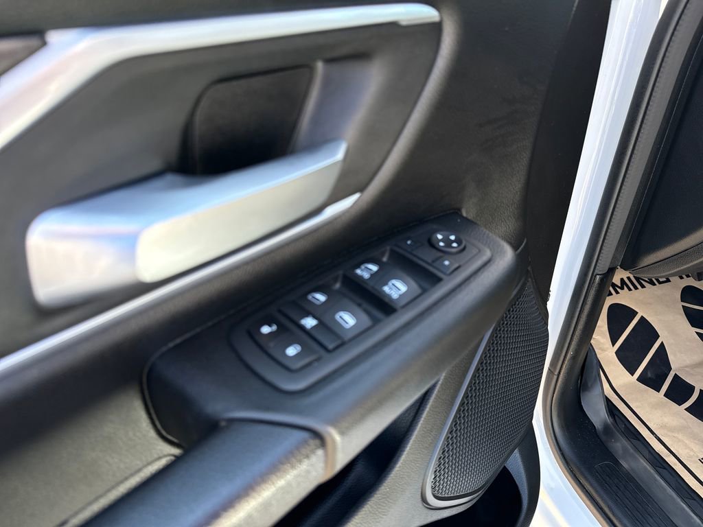 Used 2023 RAM 1500 Big Horn AWD/4WD image 19