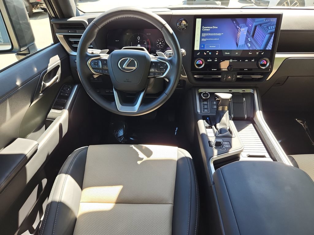 Used 2025 Lexus GX 550 AWD/4WD image 4