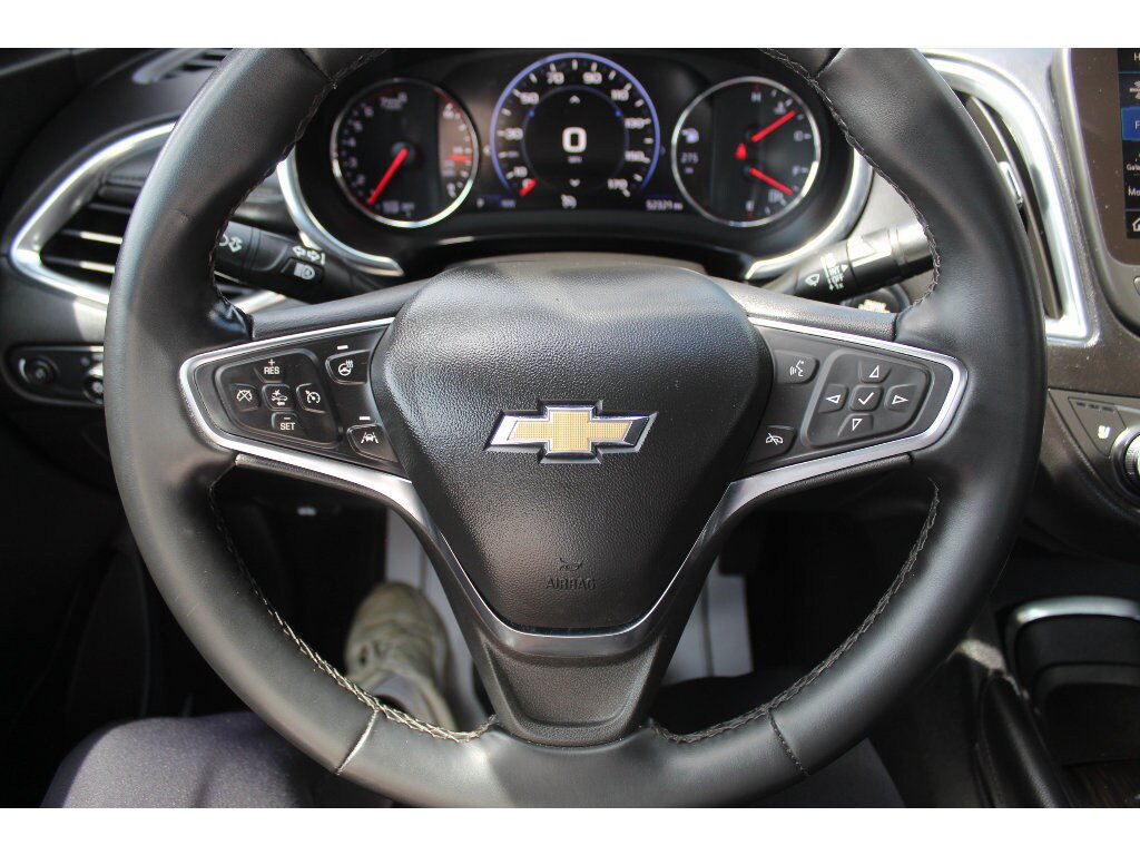 Used 2024 Chevrolet Malibu LT FWD image 9