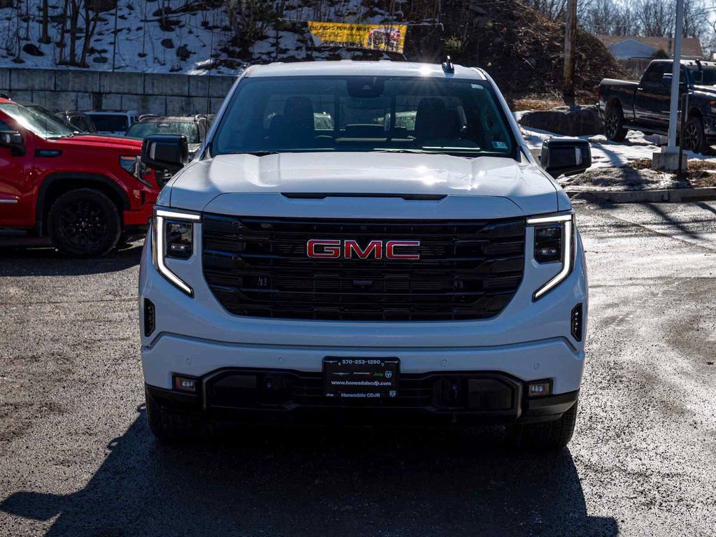 Used 2025 GMC Sierra 1500 Elevation w/ Preferred Package image 2
