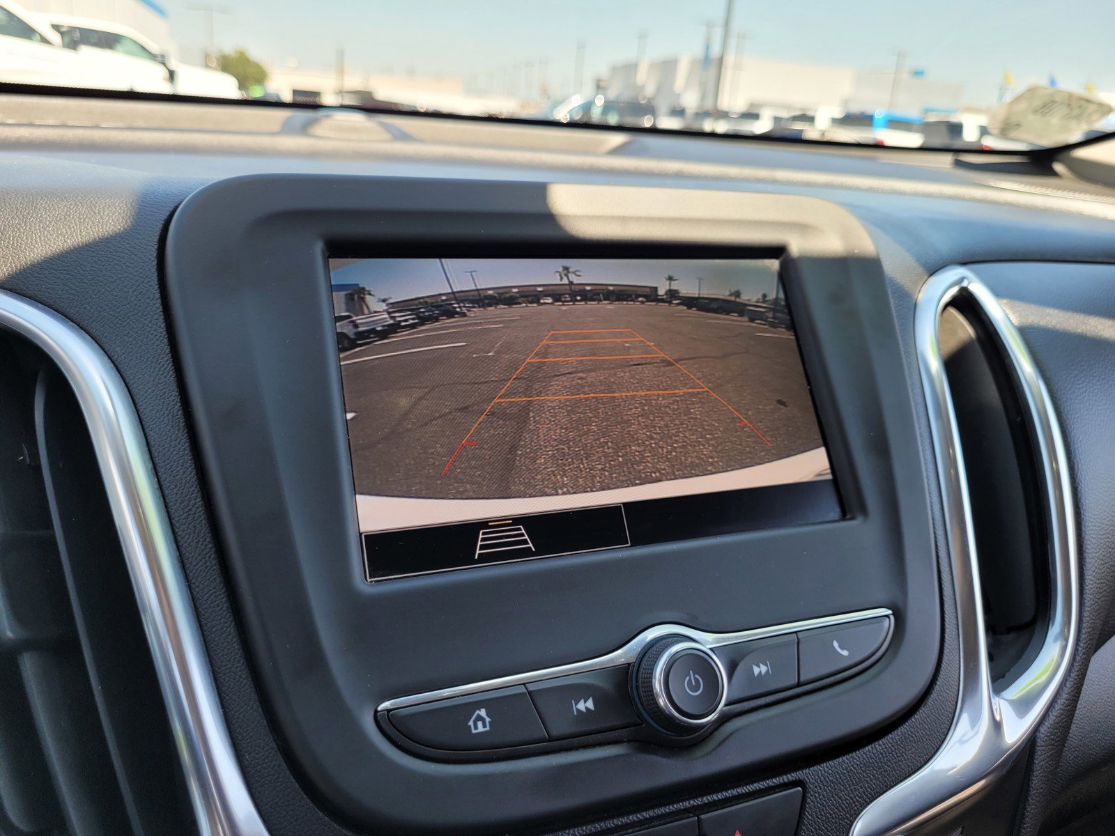 Used 2022 Chevrolet Equinox LT FWD image 17