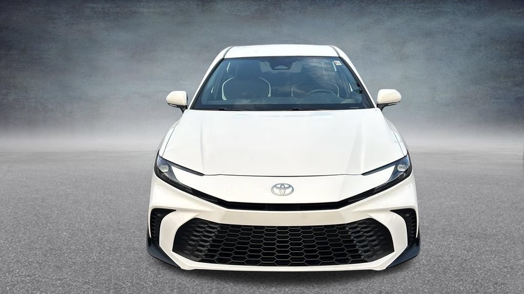 Used 2025 Toyota Camry SE FWD image 7