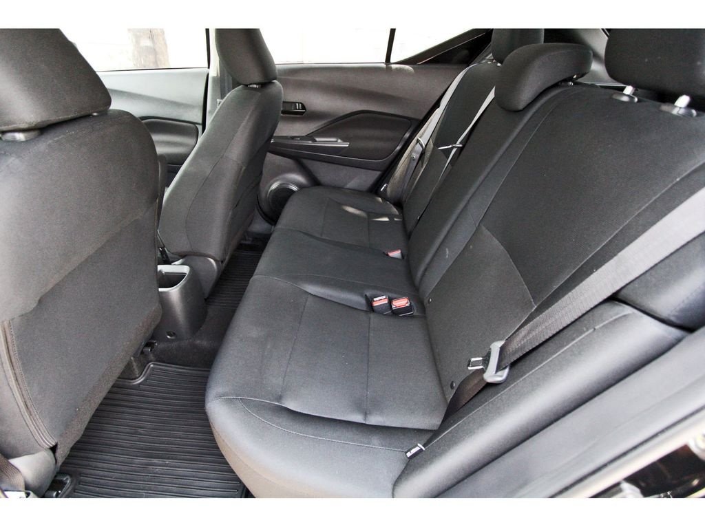 Certified 2025 Nissan Kicks Play S FWD image 7