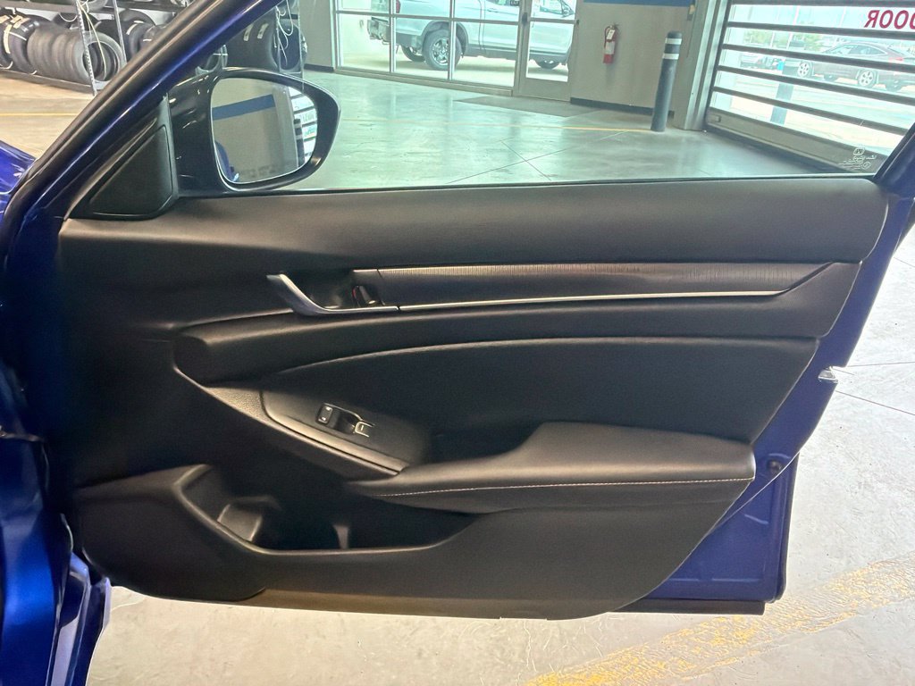 Certified 2022 Honda Accord Sport image 32