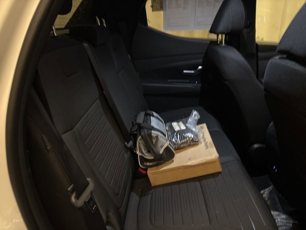 Certified 2026 Hyundai Santa Cruz SE image 19