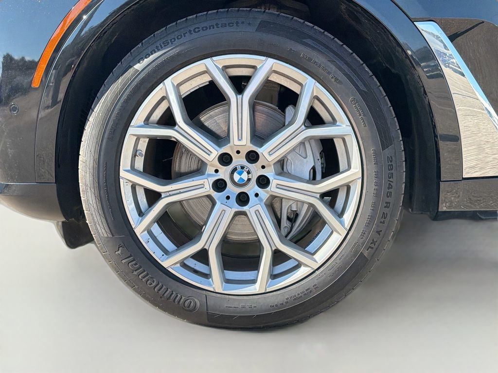 Used 2023 BMW X7 xDrive40i image 44