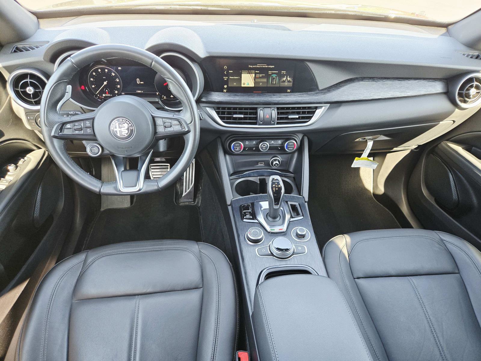 Used 2024 Alfa Romeo Stelvio Sprint image 10