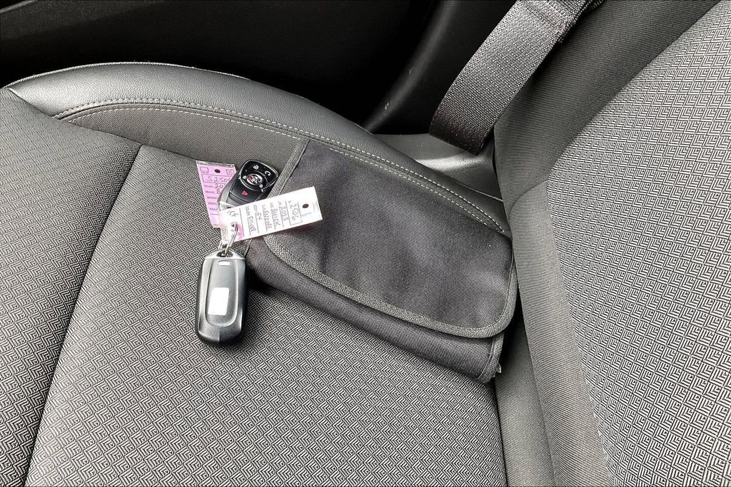 Used 2023 Buick Encore GX Preferred w/ Cold Weather Comfort Package image 10