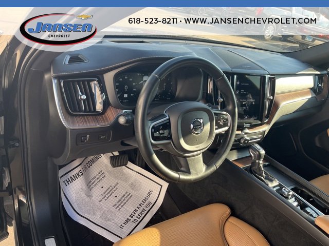 Used 2021 Volvo XC60 T5 Inscription w/ Advanced Package image 13