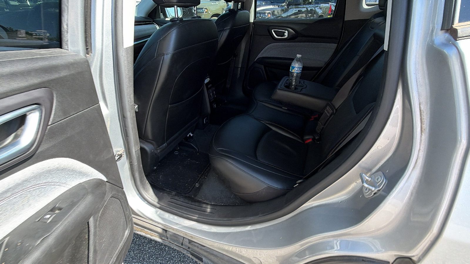 Used 2022 Jeep Compass Latitude AWD/4WD image 22