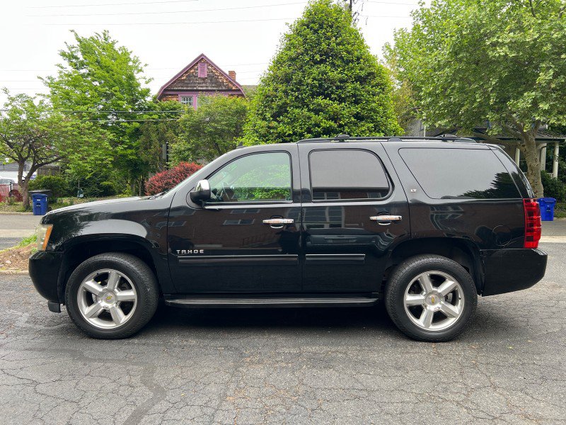Used 2010 Chevrolet Tahoe LT w/ Regional Value Package AWD/4WD image 7