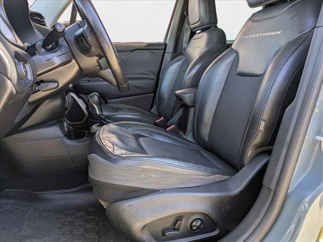 Used 2017 Jeep Renegade Trailhawk image 17