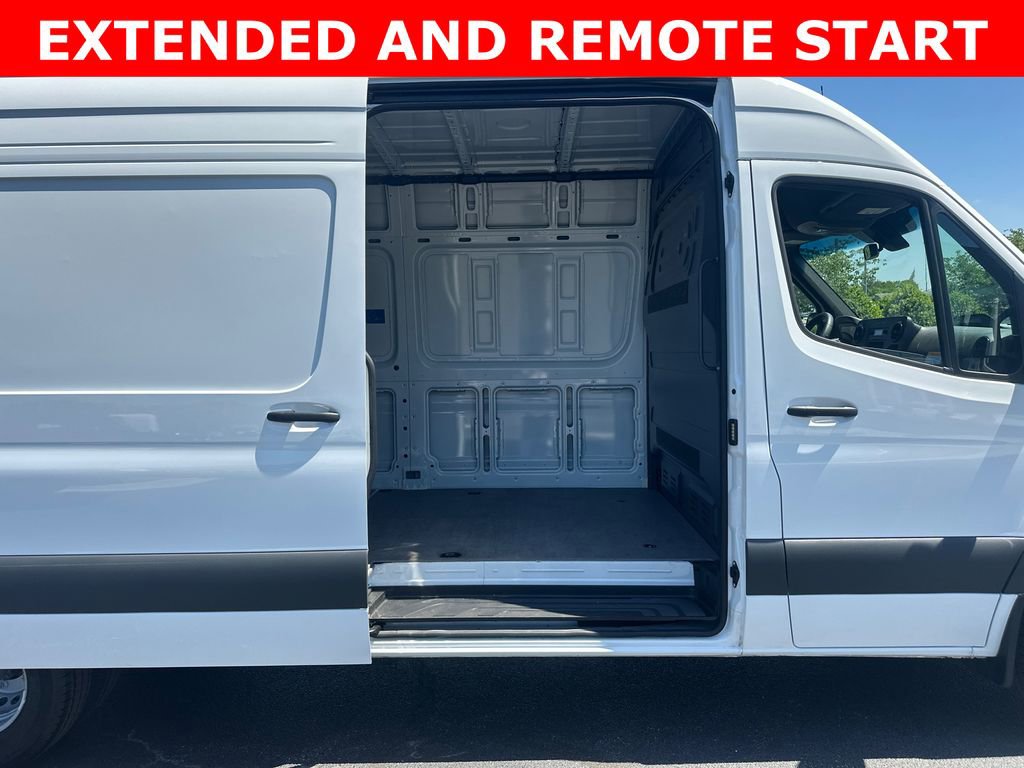 Used 2025 Mercedes-Benz Sprinter 3500 image 16