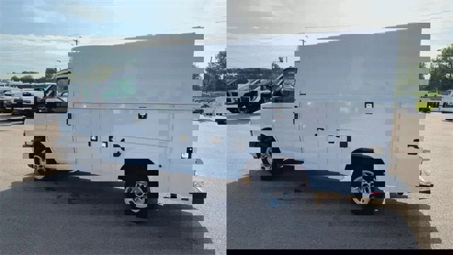 New 2025 GMC Savana 3500 w/ Power Convenience Package image 6