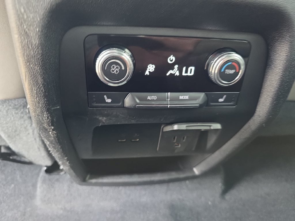 Used 2024 GMC Acadia Elevation w/ Luxury Package FWD image 36