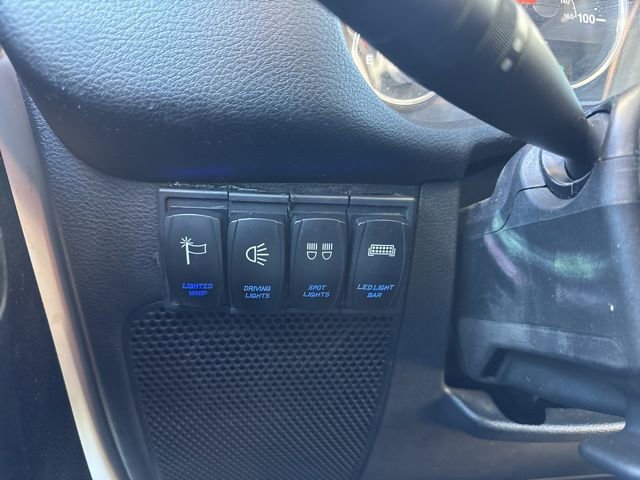 Used 2017 Jeep Wrangler Sport AWD/4WD image 23