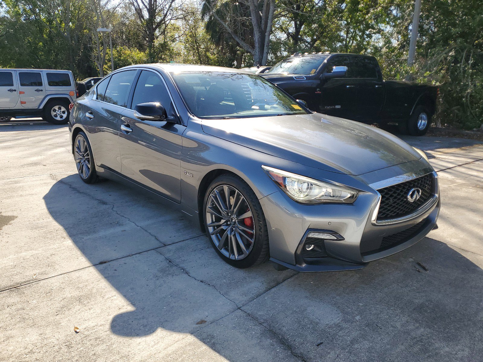 Used 2018 INFINITI Q50 Red Sport 400 w/ Sensory Package (Sport) image 4