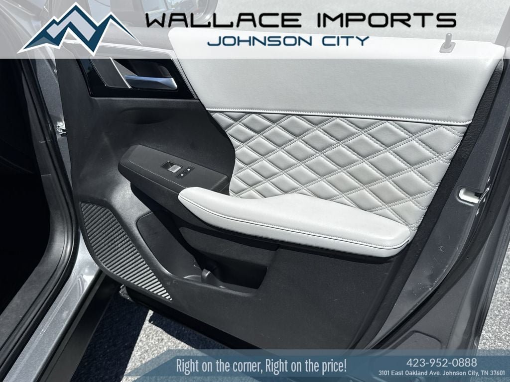 Used 2024 Mitsubishi Outlander SEL AWD/4WD image 36