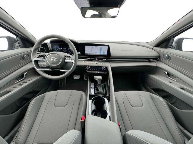 New 2025 Hyundai Elantra SEL FWD image 13