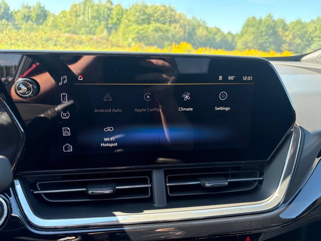 New 2026 Chevrolet Trax RS w/ Sunroof Package FWD image 20